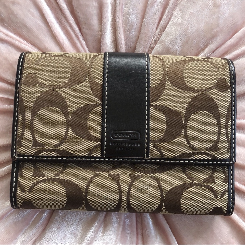 ⚡️SALE⚡️ Coach Wallet